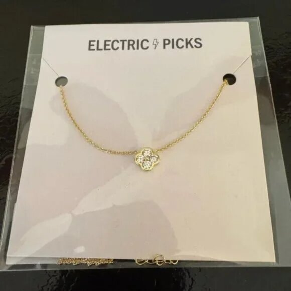 New Electric Picks Camilla 14k gold floral Van Cleef and Arpels Alhambra pendant - Picture 7 of 9